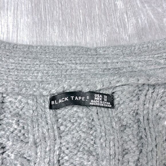 Gray Chunky Knit Cardigan Sweater 1X - Picture 2 of 6